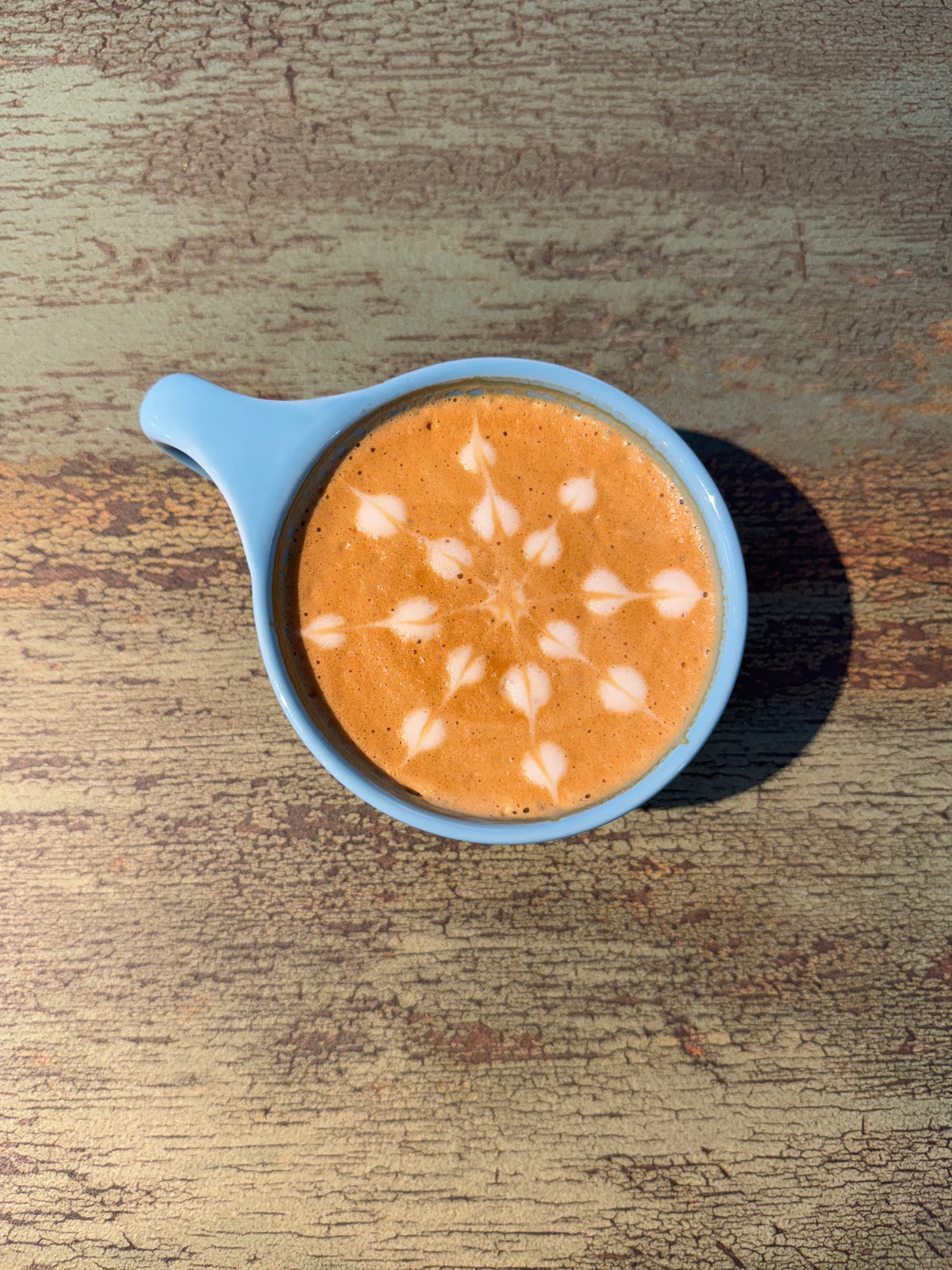 Peppermint Vanilla Latte •